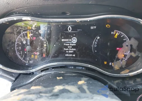 2021 Jeep Grand Cherokee Laredo X 4X2 z USA, uszkodzony, nr VIN 1C4RJEAG8MC597593